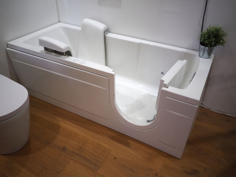 Tub to Walk-In Conversion